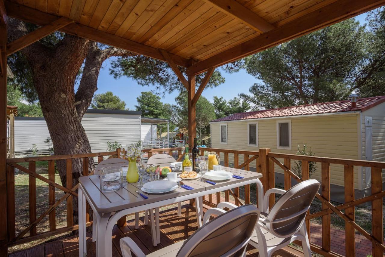 Salve Croatia Mobile Homes In Amadria Park Trogir 希杰·弗朗吉卡 外观 照片