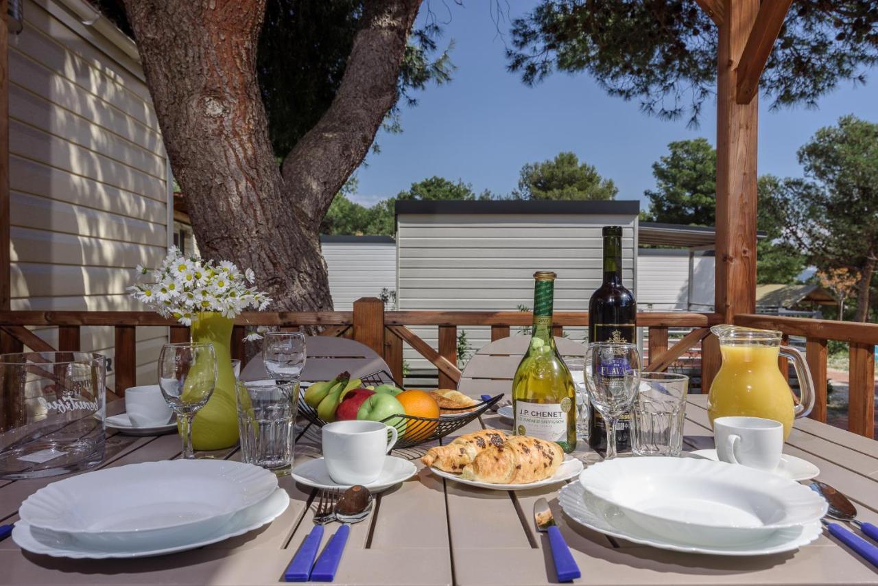 Salve Croatia Mobile Homes In Amadria Park Trogir 希杰·弗朗吉卡 外观 照片