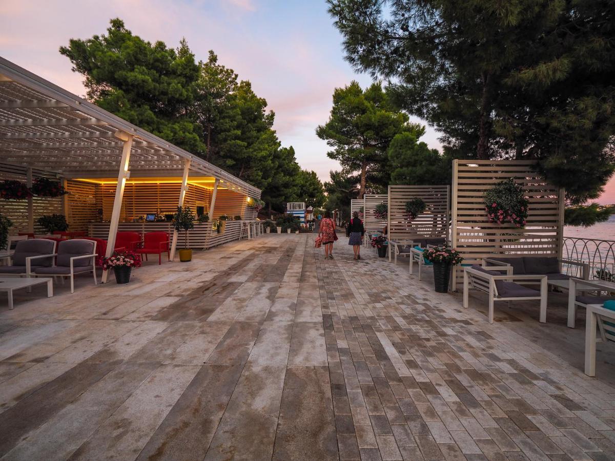 Salve Croatia Mobile Homes In Amadria Park Trogir 希杰·弗朗吉卡 外观 照片