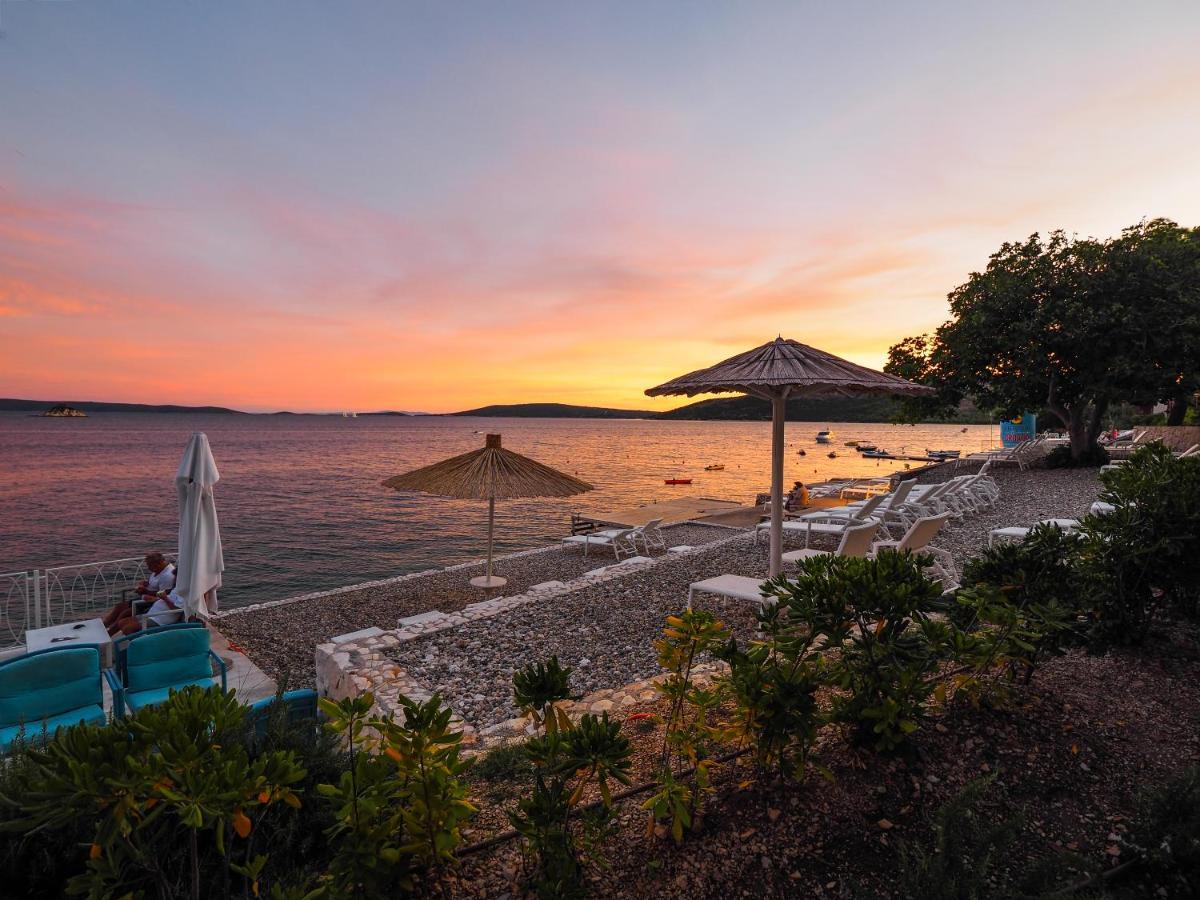 Salve Croatia Mobile Homes In Amadria Park Trogir 希杰·弗朗吉卡 外观 照片