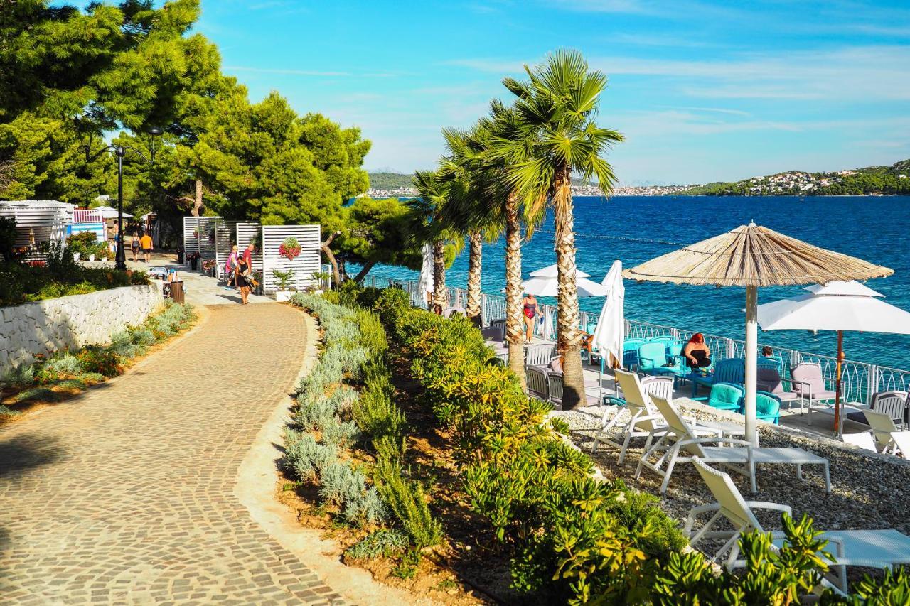 Salve Croatia Mobile Homes In Amadria Park Trogir 希杰·弗朗吉卡 外观 照片